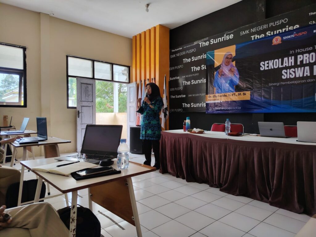 The Sunrise: Menyongsong Transformasi Pendidikan di SMK Negeri Puspo